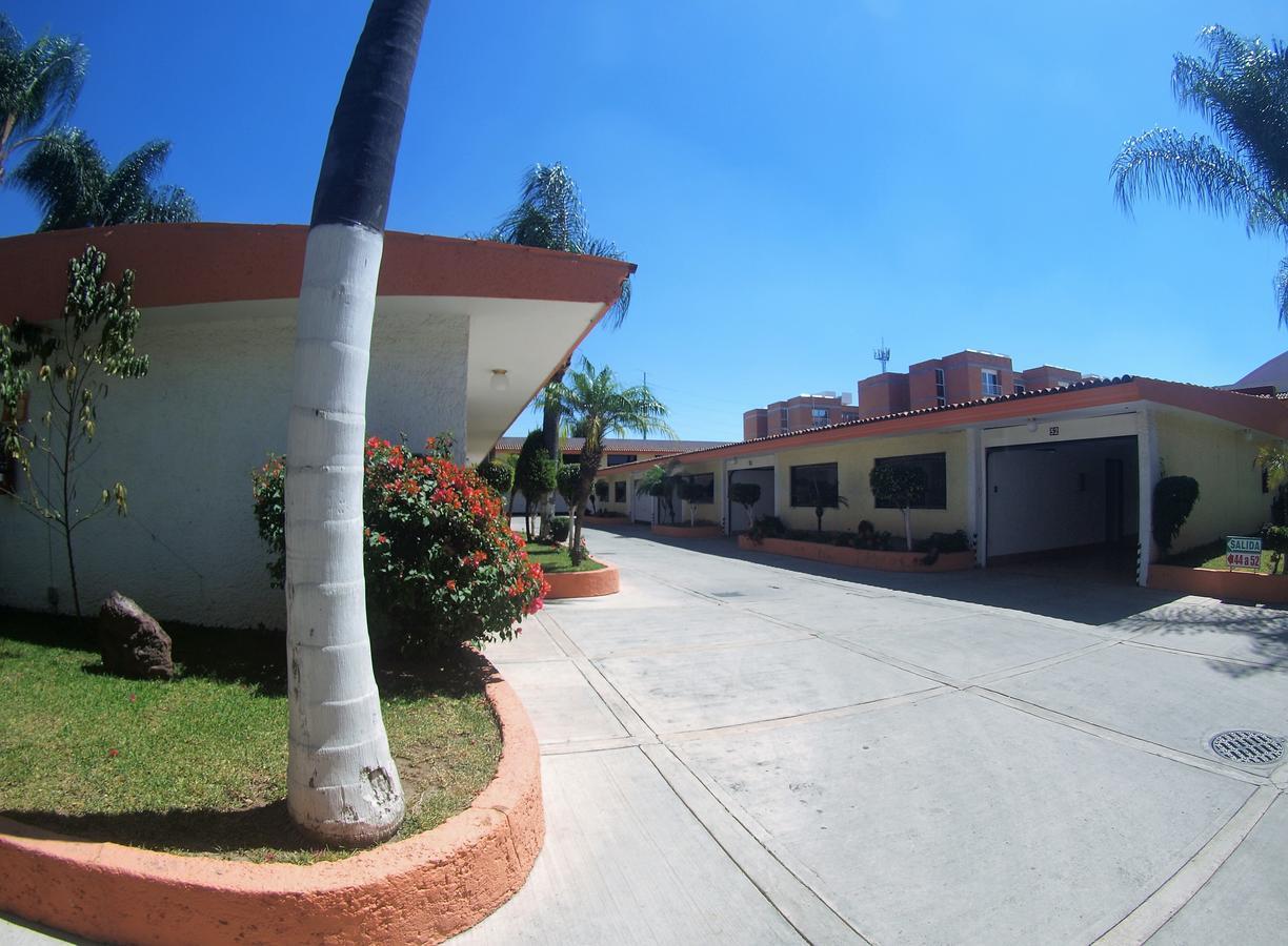 Auto Hotel Niza Tlaquepaque Exterior photo